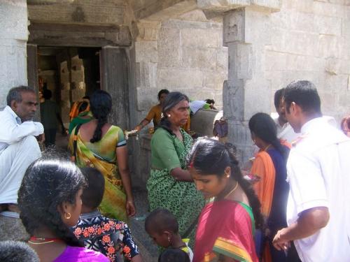 Sri Chamundeshwari Temple (bangalore_100_1669.jpg) wird geladen. Eindrucksvolle Fotos von der indischen Halbinsel erwarten Sie.